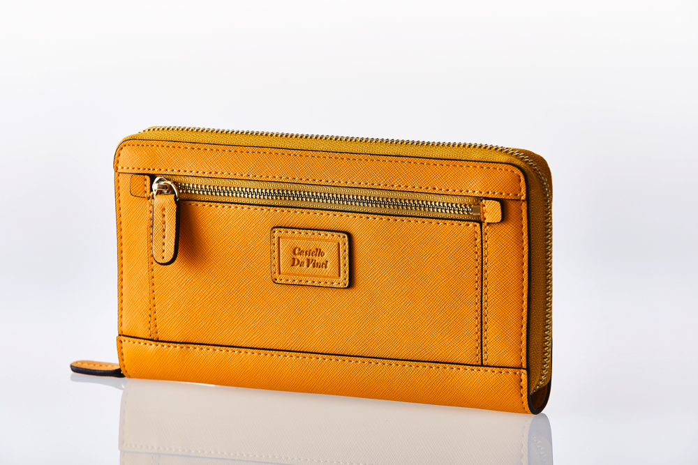 SAFFIANO Round Zip Wallet